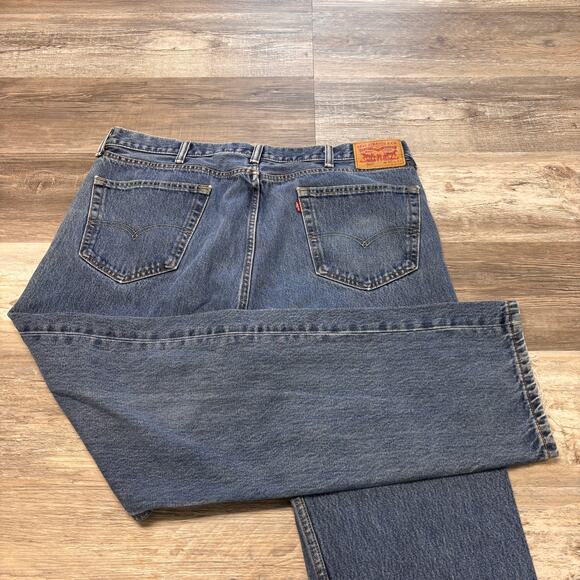 Levis 505 Red Tab Mid Wash Blue Mens 40x31 Classic Straight Leg Denim Jeans - Picture 1 of 10
